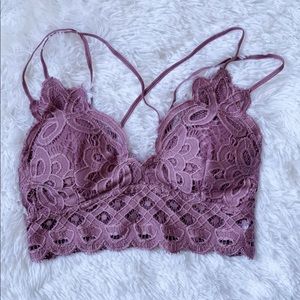 ‘Everly’ Crochet Lace Bralette in Wisteria